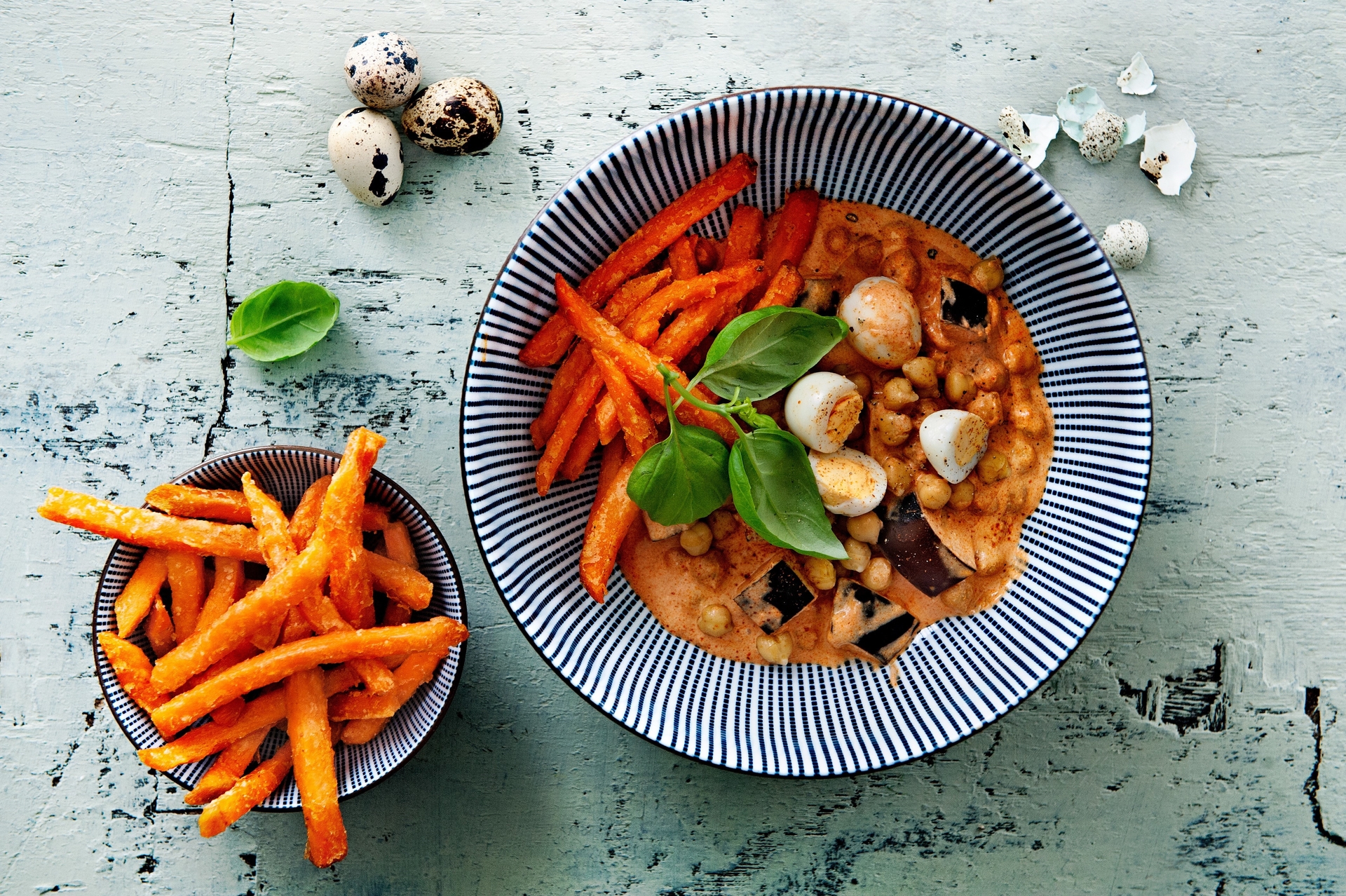 Recept Aviko Sweet potato fries met Thaise auberginecurry