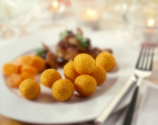 Pom-croquettes-rounds - Aviko - Aardappelkroketten van verse aardappelpuree, tot balletjes gevormd en gepaneerd